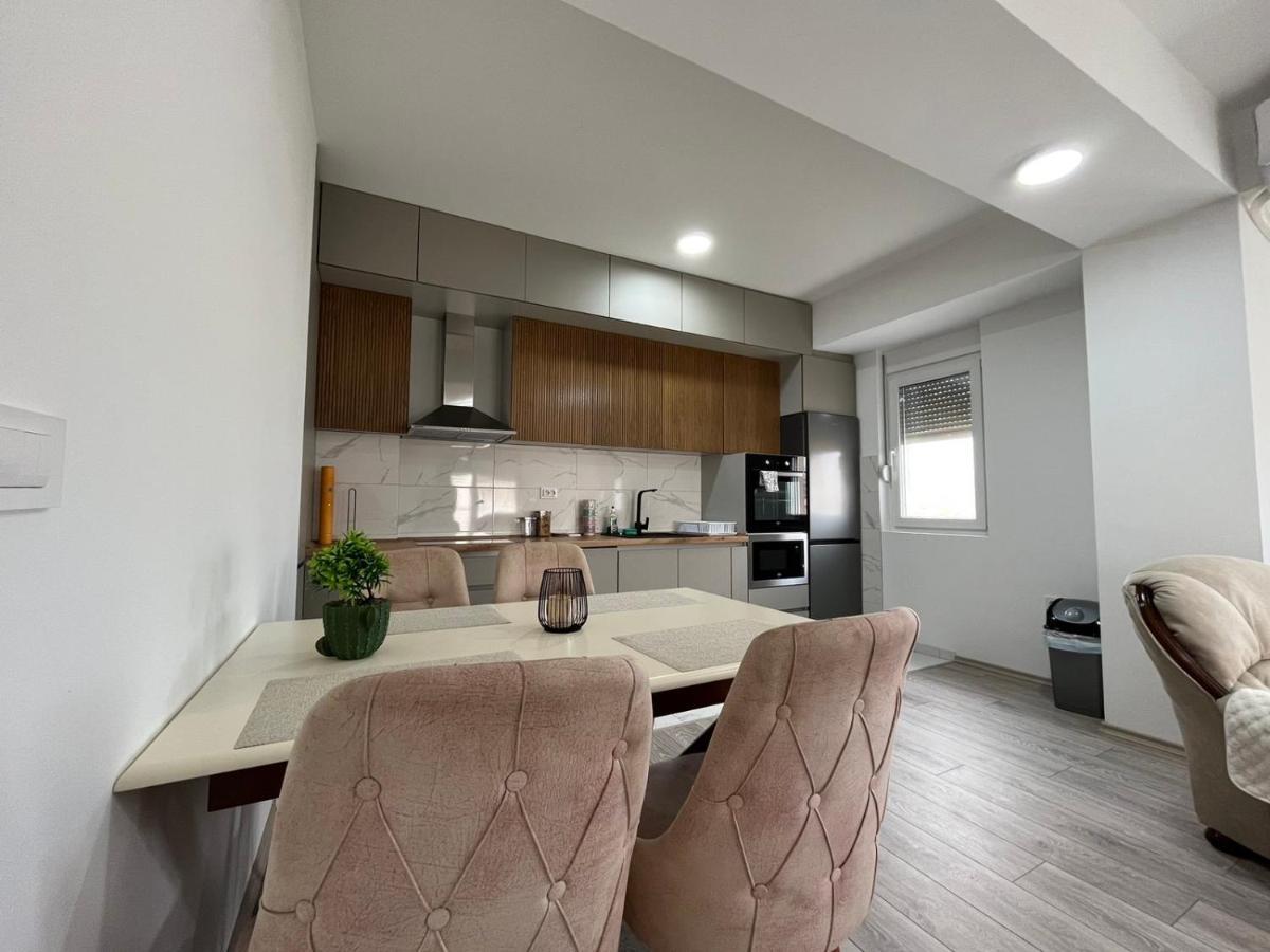 غيفيغليا Balamov Apartment المظهر الخارجي الصورة
